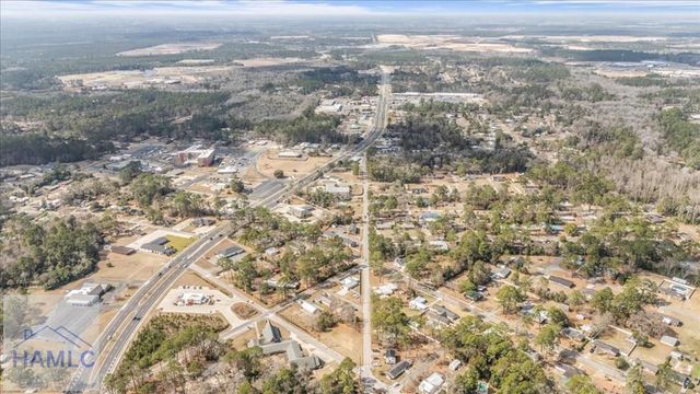 686 S 4th Street, Jesup, GA 31545