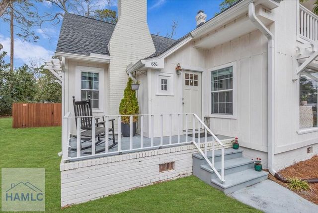 686 S 4th Street, Jesup, GA 31545