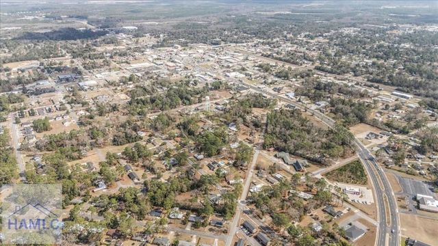 686 S 4th Street, Jesup, GA 31545