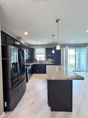 3057 Tortola Way, Hollywood, FL 33024