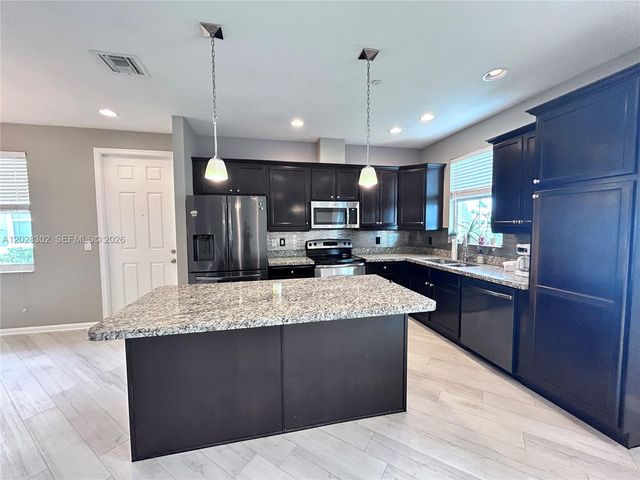 3057 Tortola Way, Hollywood, FL 33024
