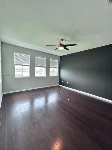 3057 Tortola Way, Hollywood, FL 33024