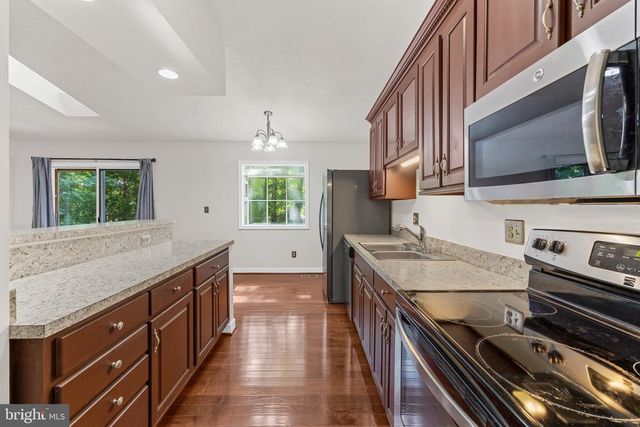 623 YORKTOWN BLVD, Locust Grove, VA 22508