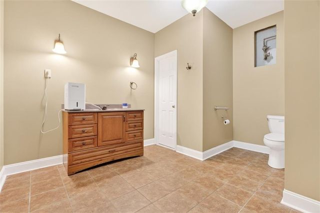 3570 Bulloch Lake Road, Loganville, GA 30052