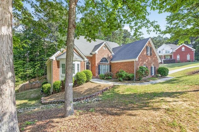 3570 Bulloch Lake Road, Loganville, GA 30052