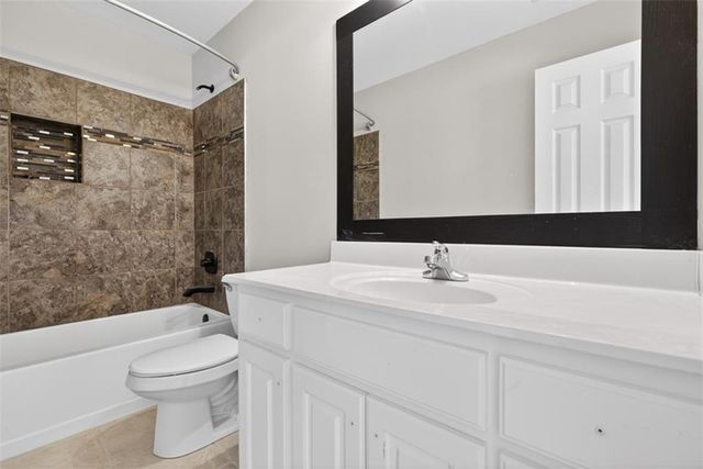 3570 Bulloch Lake Road, Loganville, GA 30052