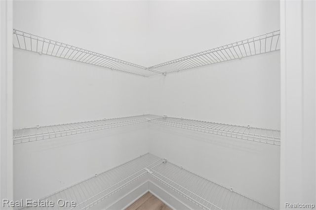 7453 Village Court, Davisburg, MI 48350