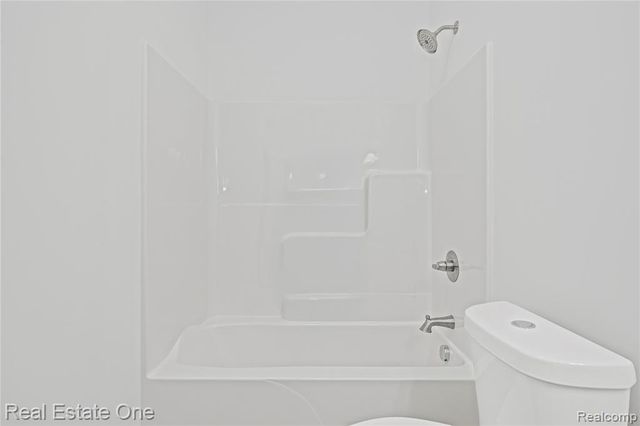 7453 Village Court, Davisburg, MI 48350