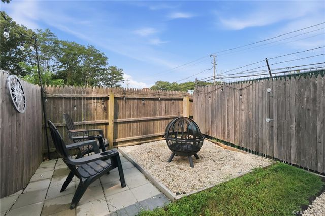 8 Roberts Street, Mastic, NY 11950