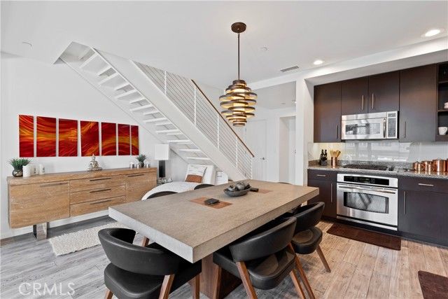 1100 Wilshire Boulevard 1707, Los Angeles, CA 90017