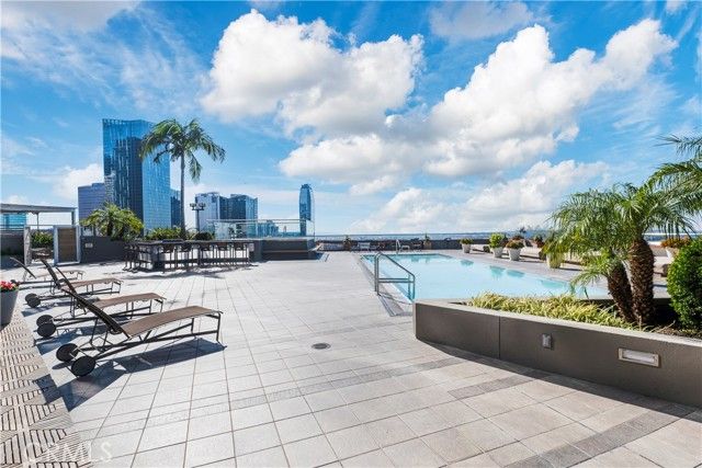 1100 Wilshire Boulevard 1707, Los Angeles, CA 90017