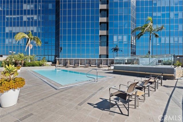 1100 Wilshire Boulevard 1707, Los Angeles, CA 90017