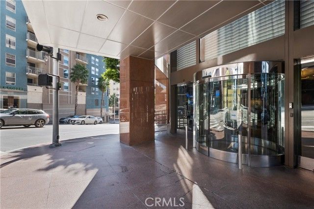 1100 Wilshire Boulevard 1707, Los Angeles, CA 90017