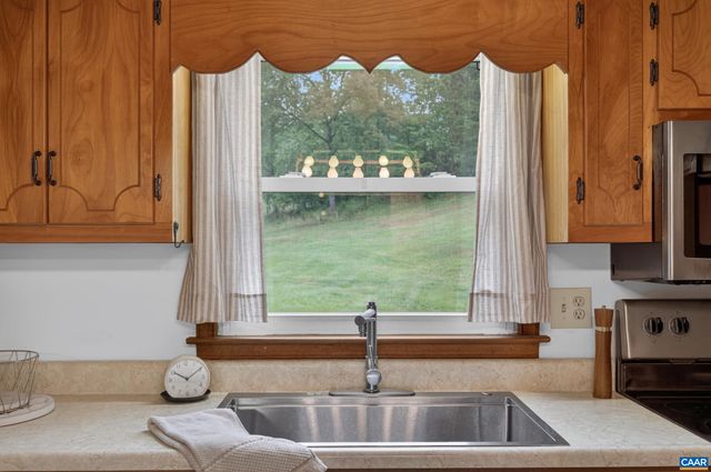 146 ANDERSON LN, Lovingston, VA 22949