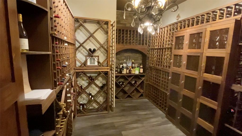 53 E Park Street, Butte, MT 59701 photo 13