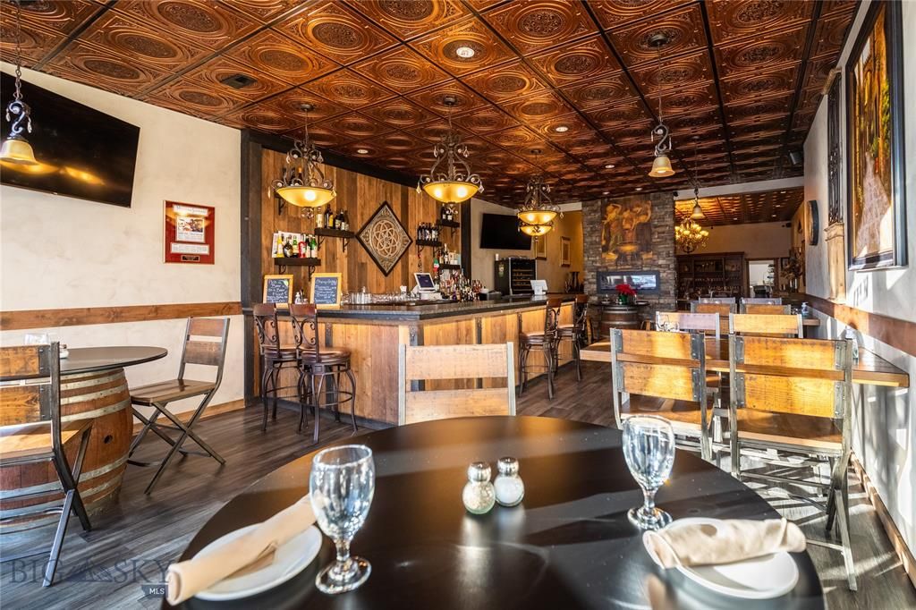 53 E Park Street, Butte, MT 59701 photo 2