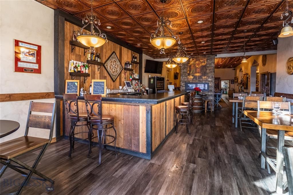 53 E Park Street, Butte, MT 59701 photo 3