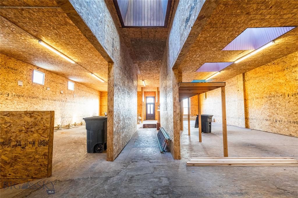 53 E Park Street, Butte, MT 59701 photo 32