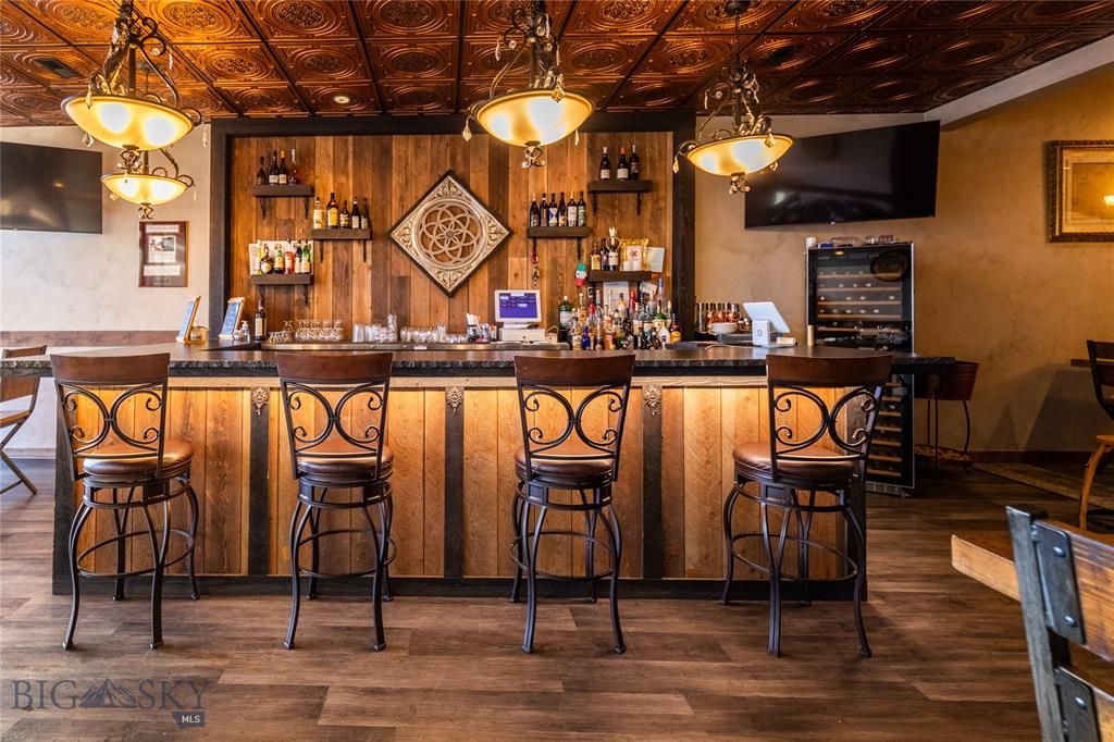 53 E Park Street, Butte, MT 59701 photo 4