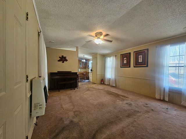 81 LINDSEY LN, Rocky Mount, VA 24151