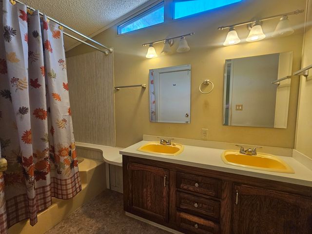 81 LINDSEY LN, Rocky Mount, VA 24151