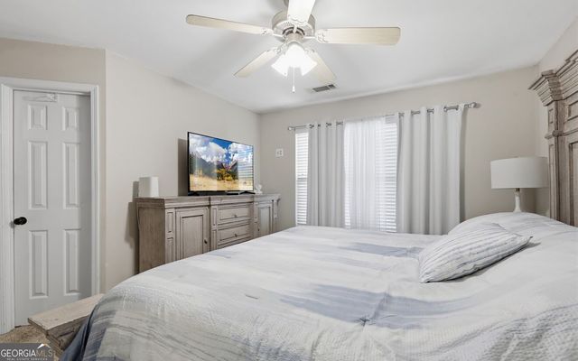 4908 Sierra Way, South Fulton, GA 30349