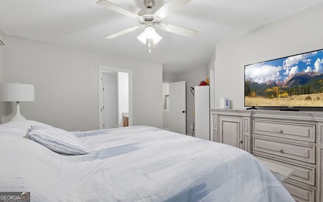 4908 Sierra Way, South Fulton, GA 30349