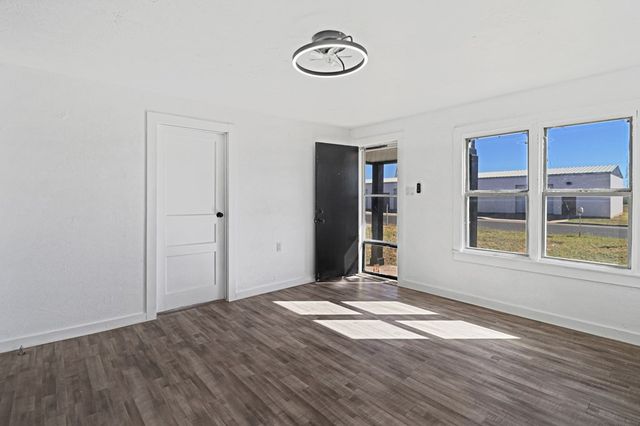 1701 E 6th St, Odessa, TX 79761