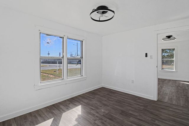 1701 E 6th St, Odessa, TX 79761