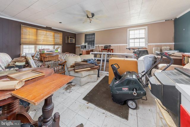 413 MYRTLE AVE, Lindenwold, NJ 08021