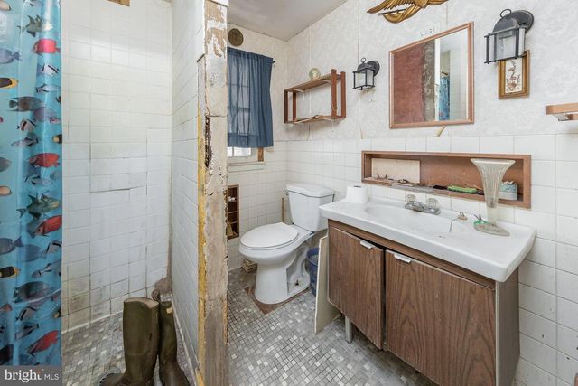 413 MYRTLE AVE, Lindenwold, NJ 08021