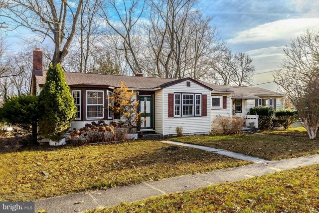 413 MYRTLE AVE, Lindenwold, NJ 08021