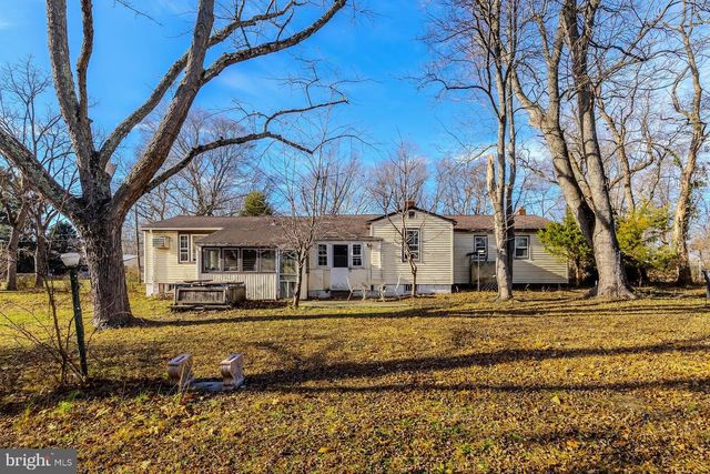 413 MYRTLE AVE, Lindenwold, NJ 08021