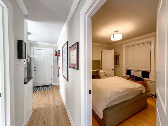 733 Elm Street 302, Winnetka, IL 60093