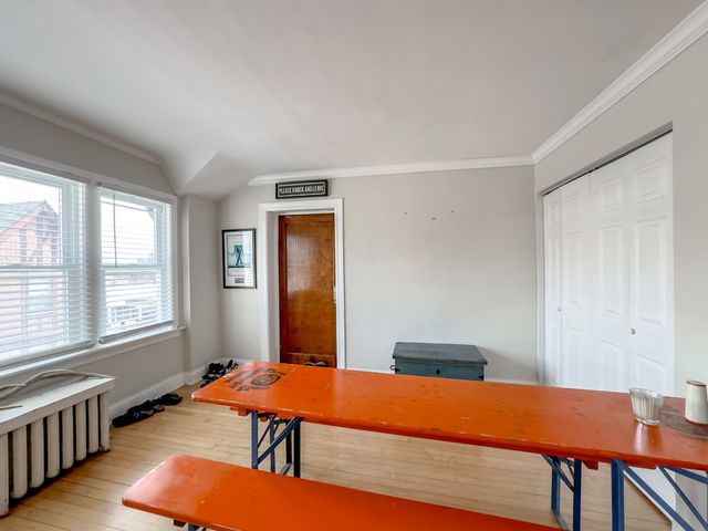 733 Elm Street 302, Winnetka, IL 60093