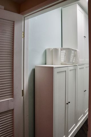 55 W Delaware Place 221, Chicago, IL 60610