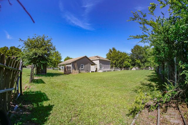 6730 Pine Mill Road, Reno, TX 75462