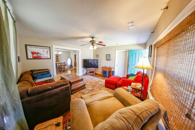 6730 Pine Mill Road, Reno, TX 75462
