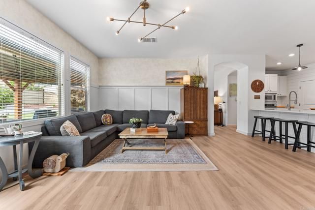 2642 Pummelo Court, Escondido, CA 92027