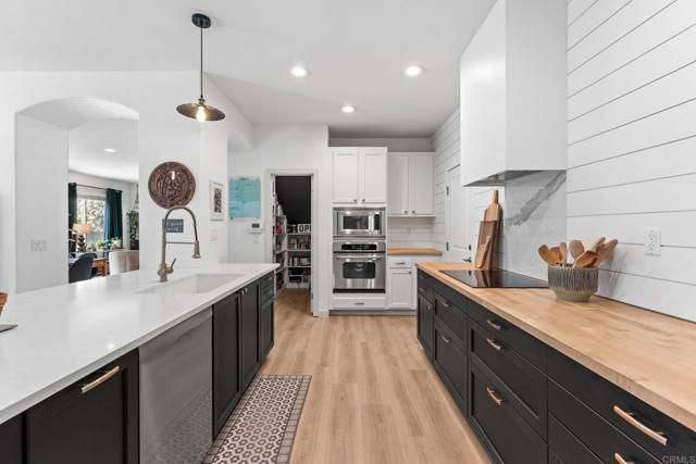 2642 Pummelo Court, Escondido, CA 92027