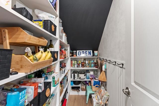 2642 Pummelo Court, Escondido, CA 92027