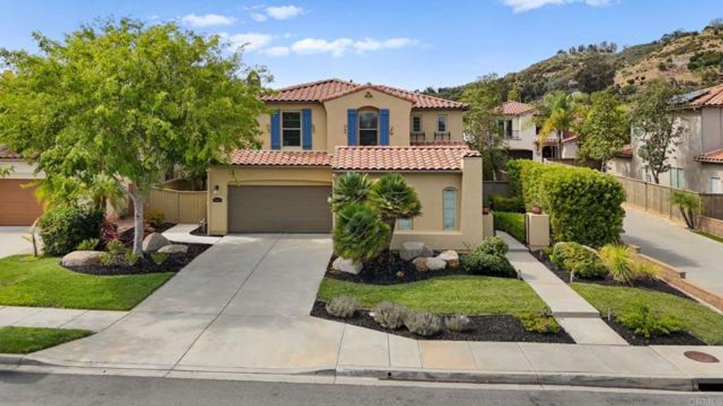 2642 Pummelo Court, Escondido, CA 92027