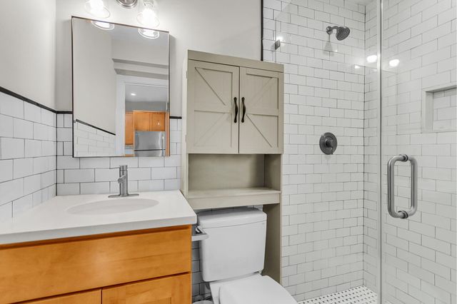 137 Calhoun Street Apt A, Charleston, SC 29401