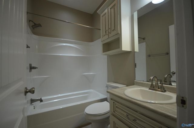 2920 Phelan Cir, Hanceville, AL 35077