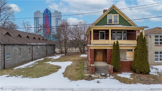 328 9th Street, Niagara Falls, NY 14303