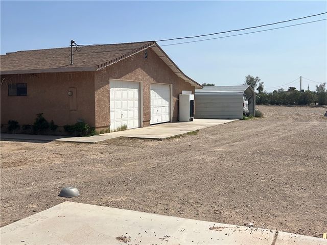 1290 E Gardena Road, Fort Mohave, AZ 86426