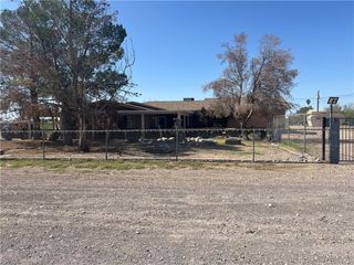 1290 E Gardena Road, Fort Mohave, AZ 86426