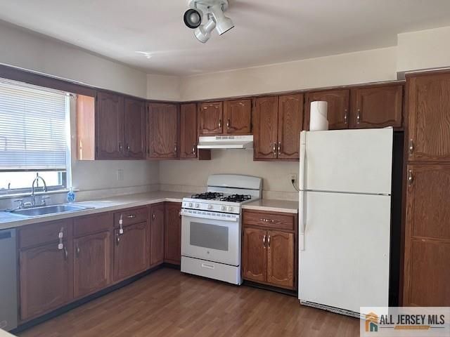 3304 Stonehedge Road, Edison, NJ 08820