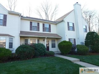 3304 Stonehedge Road, Edison, NJ 08820