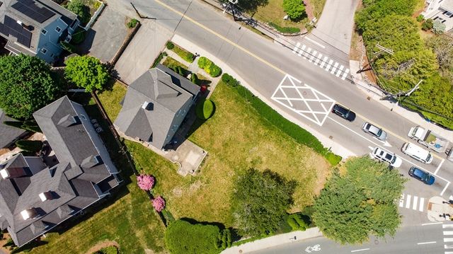 369 Bacon Street, Waltham, MA 02451